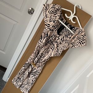 Cap-sleeve Dress with belt